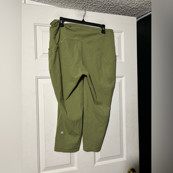 Lululemon Swift Speed High-Rise Crop 21" - Picture 2 of 4